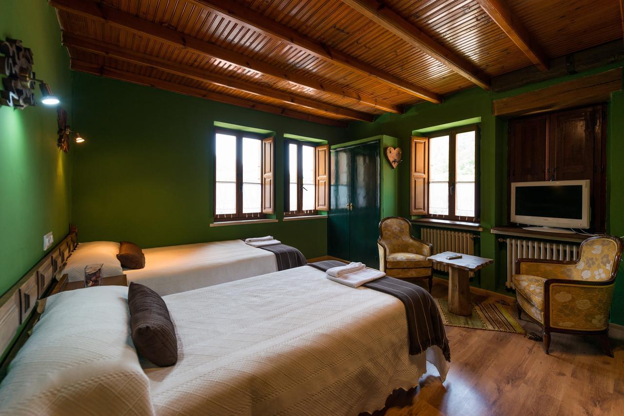 Hostal Pena Santa Soto  Екстериор снимка